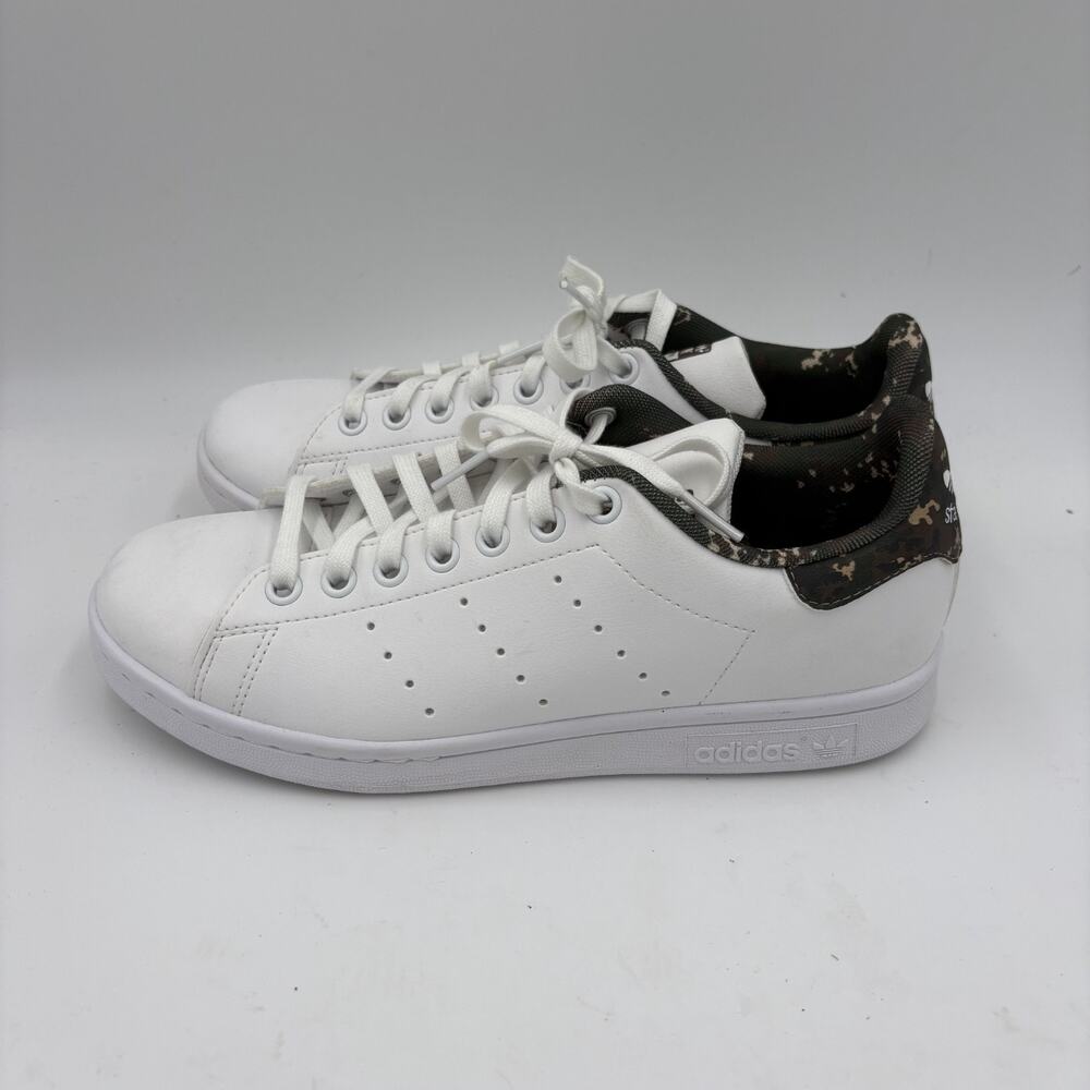 Adidas Stan Smith Women's Size 6 White And Camo Running/Walking Sneakers